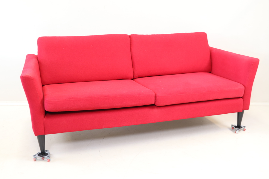 Soffa, textil/trä, Hjort Knudsen.