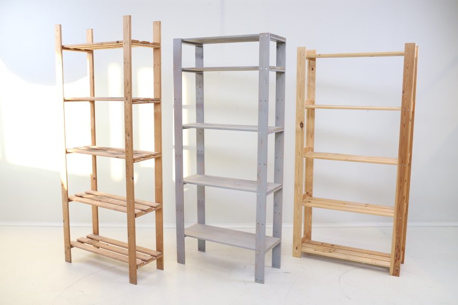 Lagerhyllor, 3 st, trä.