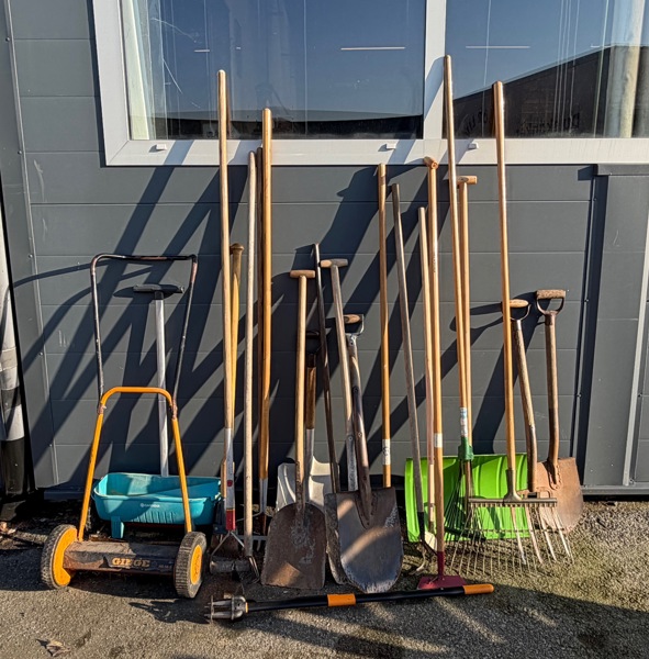 Trädgårdsredskap m.m, ett parti, bl.a Fiskars.