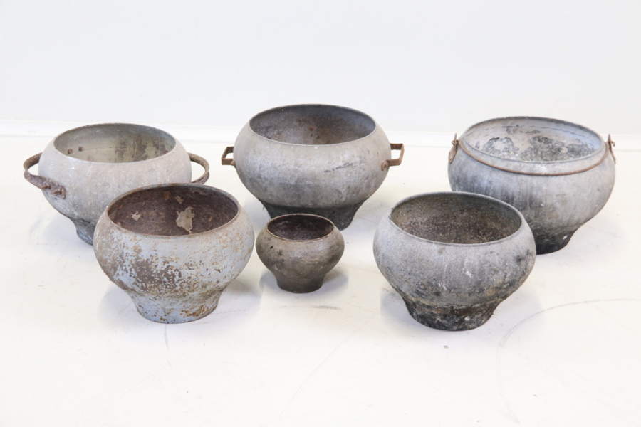 Urnor, 6 st, metall.