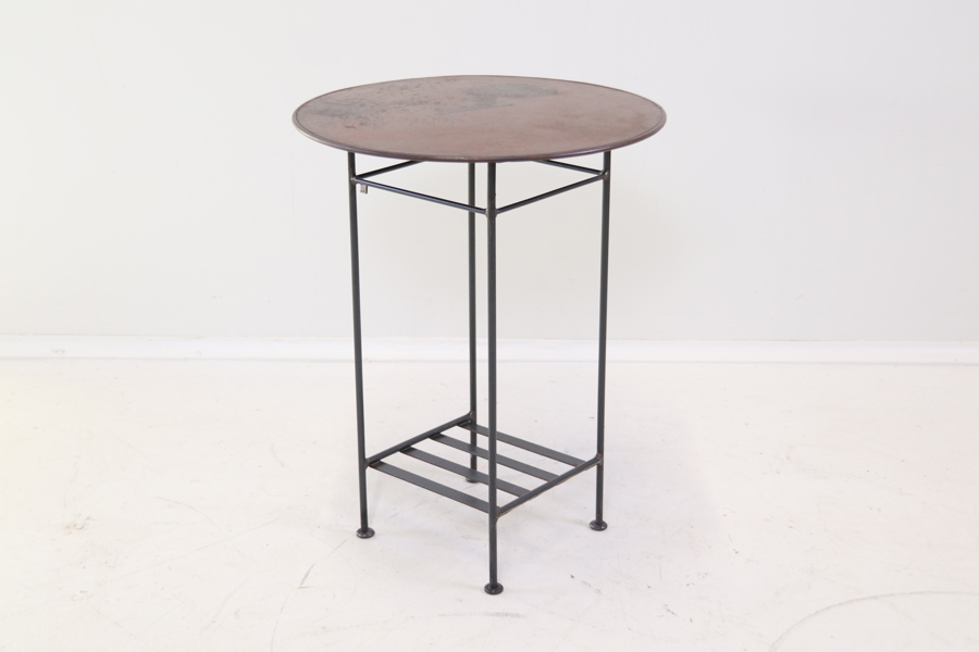 Pelle Lundin, bord, metall, Pelle Lundin Design.