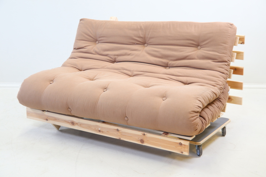 Bäddsoffa, textil/trä, "Roots", Karup Design.