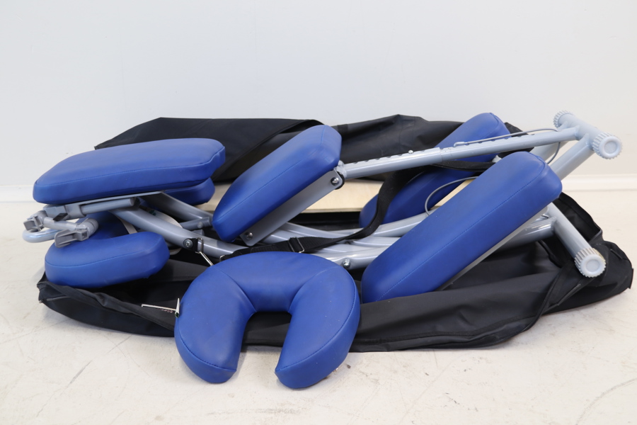 Massagestol, hopfällbar, metall/konstskinn, samt väska på hjul, Ecopostural.