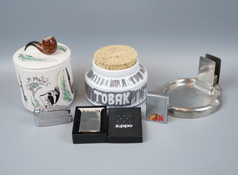 Tändare, tobaksburkar och askfat, 6 delar, bl.a Zippo och Ronson.