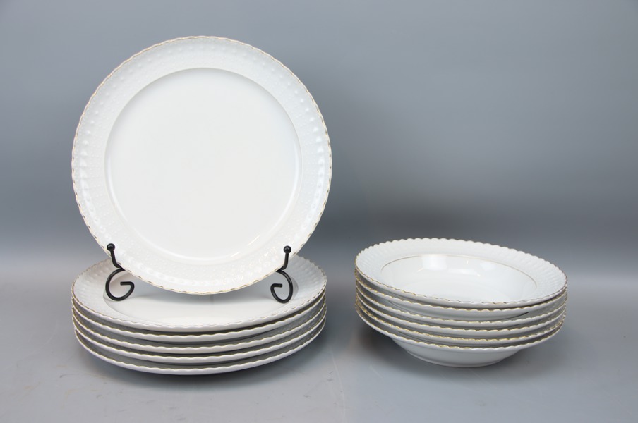 Tallrikar och djupa tallrikar, 6+6 st, porslin, Hackefors.