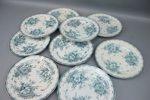 Tallrikar, 9 st, flintgods, "Grön Anna", Göteborgs Porslinsfabrik, 1900-talets början.