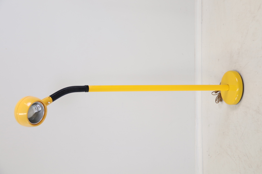 Golvlampa, justerbar, plast/metall, "Kobra", Fagerhults.