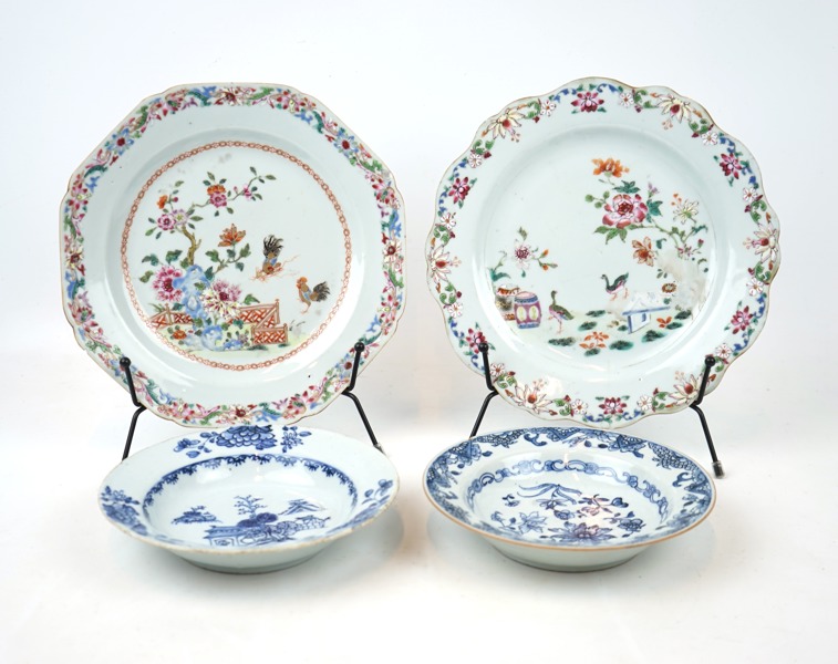 Bärskålar och tallrikar, 4 delar, porslin, Kina, 1700-tal.