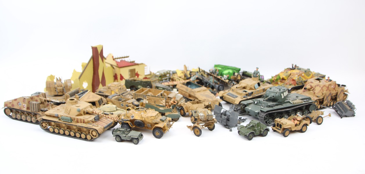 Modellfordon m.m, militärt, ett parti,.