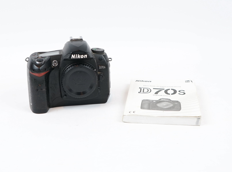 Systemkamera, Nikon D70s.