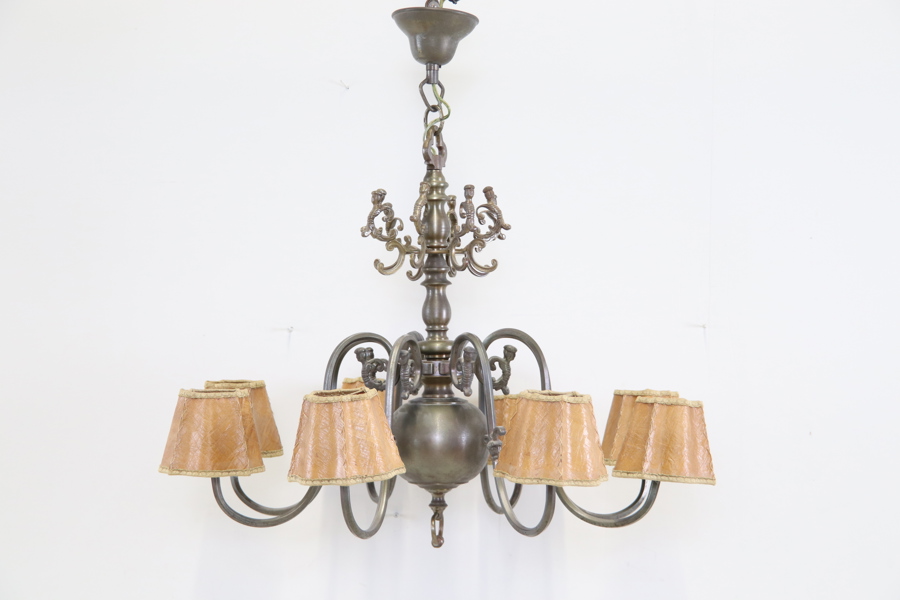 Takkrona, 8 ljuspunkter, malm, 1900-talets första hälft.