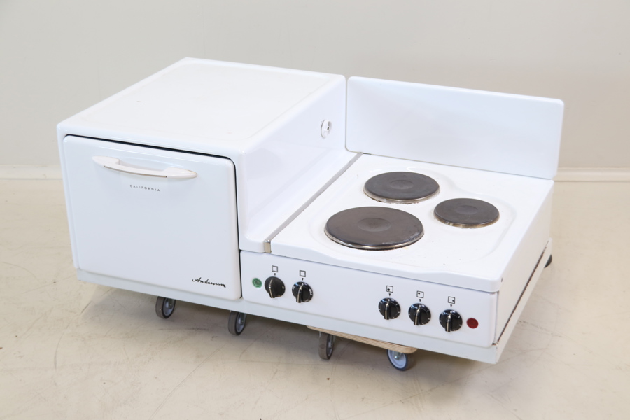 Spis och ung, "California", Ankarsrum, 1950-tal.