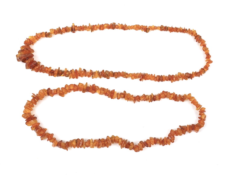 Halsband, 2 st, bärnsten.