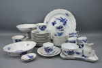 Kaffeservis, 33 delar, porslin, "Blå Blomst", Royal Copenhagen.
