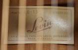 Akustisk gitarr, Levin LG-13.