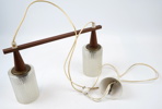 Taklampa, 2 ljuspunkter, glas/teak, 1950/60-tal.