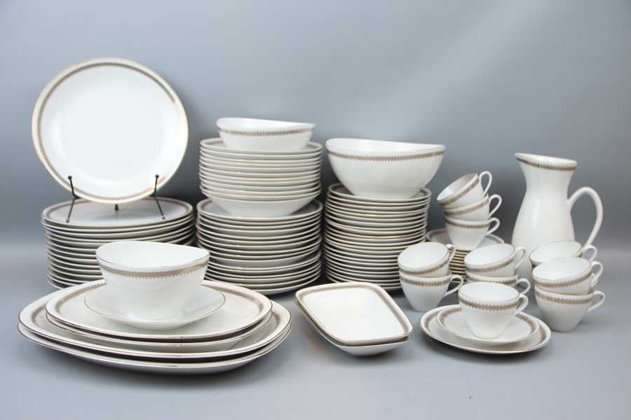 Mat- och kaffeservis, 74 delar, porslin, Elegance, Rörstrand.