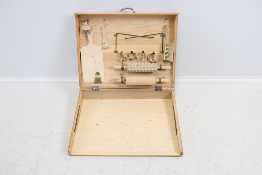 Baklåda, trä/metall, "UMA", Berglöf & Co.