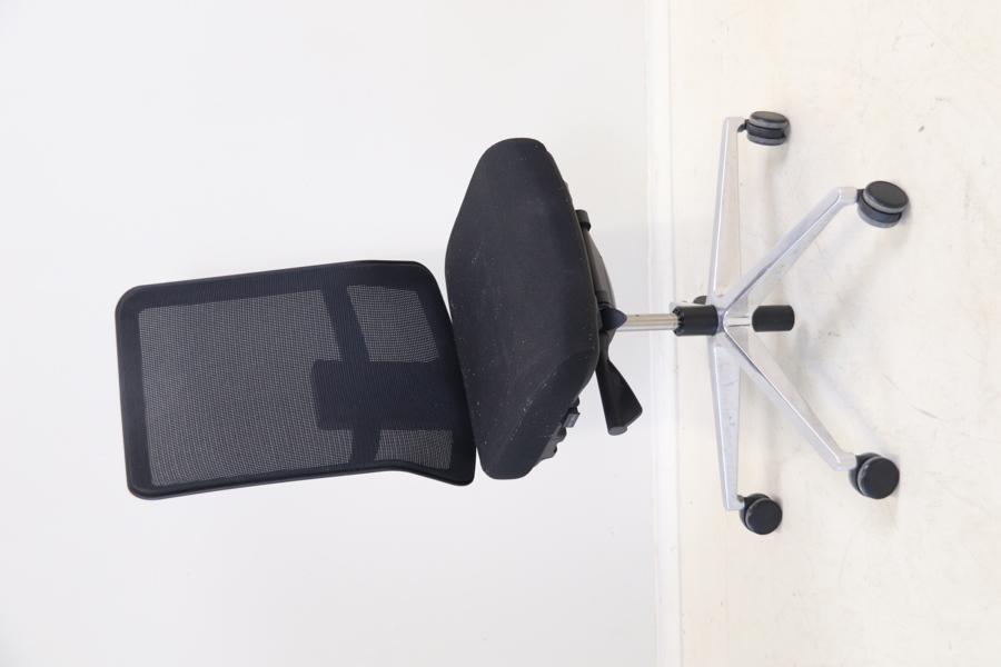 Kontorsstol, textil/krom, ställbar, höj/sänkbar, Martela James Mesh.