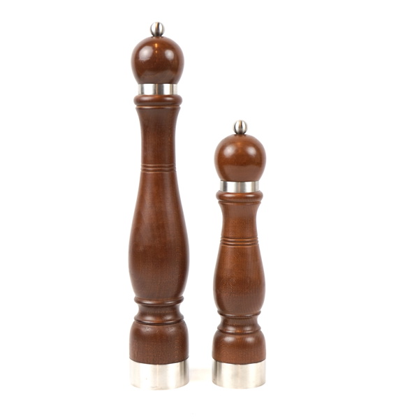 Salt och pepparkvarn, trä, Peugeot, Frankrike.