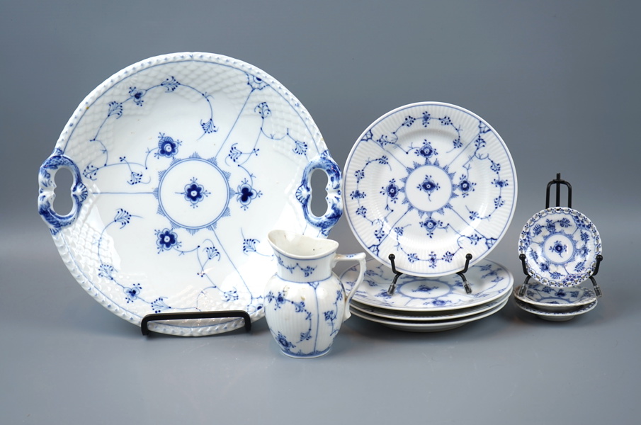 Musselmalet, servisdelar, 12 st, porslin, Bing & Gröndahl och Royal Copenhagen.