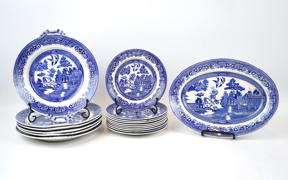 Matservis, 17 delar, flintgods, ''Willow'', Gustavsberg.