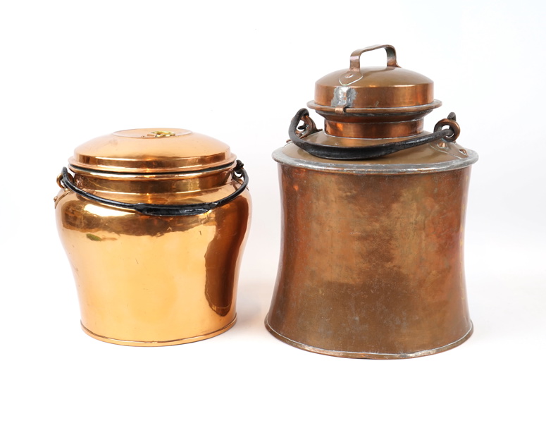 Hinkar med lock, 2 st, koppar.