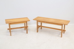 Bänkar, 2 st, furu.