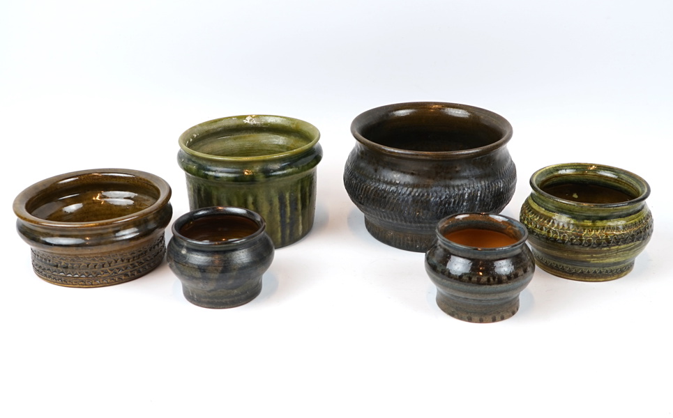 Ulla Viotti, ytterfoder, 6 st, keramik, signerade.