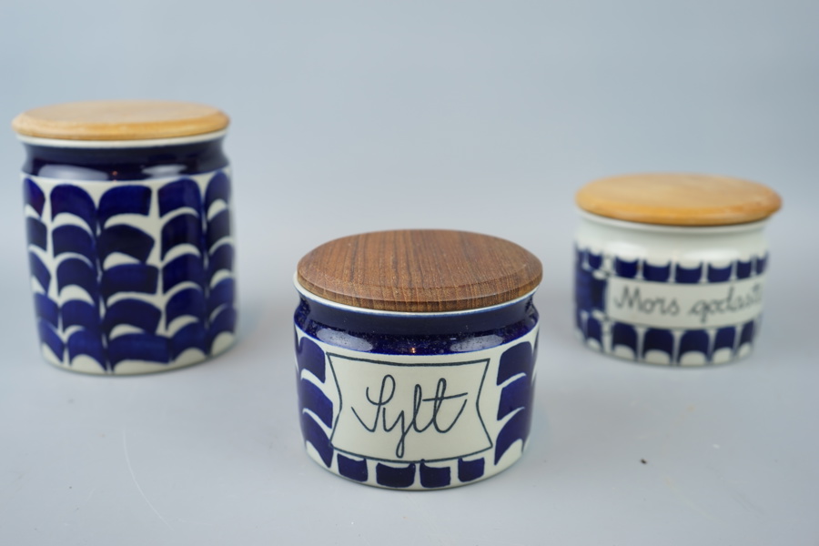 Marianne Westmann, burkar, 3 st, stengods, Rörstrand.