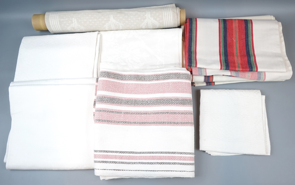 Dukar och löpare, 8 st, linne/bomull. 