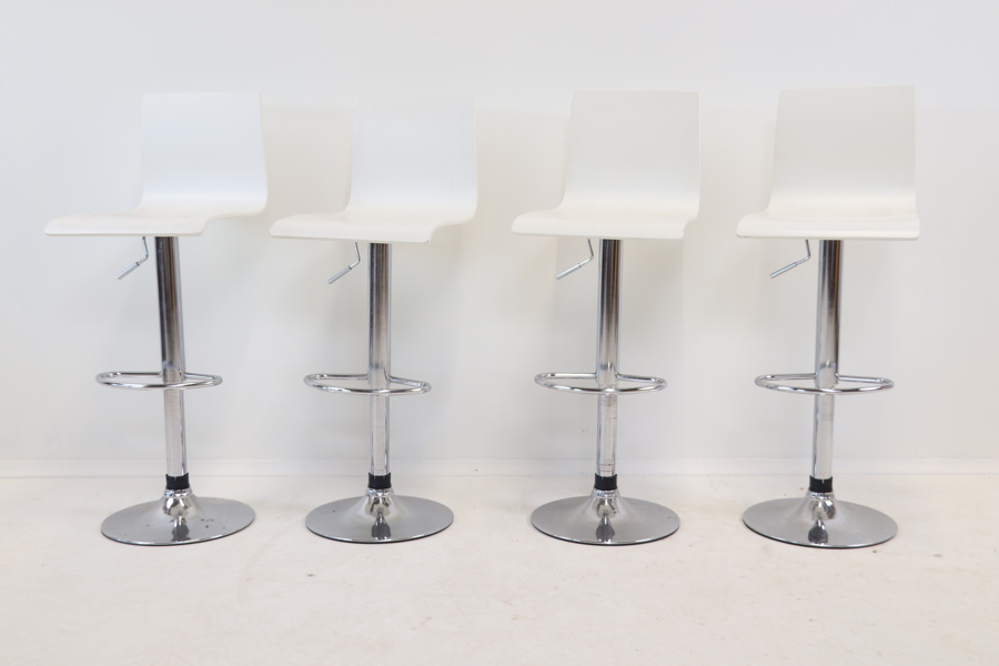 Barstolar, höj/sänkbara, 4 st, trä/krom.