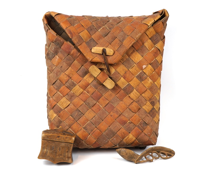 Ryggsäck, slev m.m, 3 delar, näver/trä.