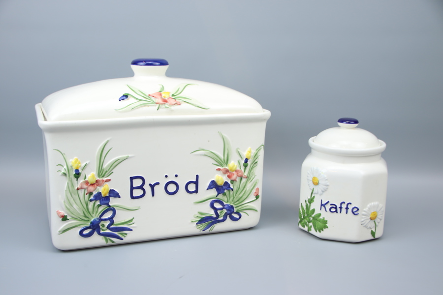 Bröd- och kaffeburk, keramik, Jie Gantofta.