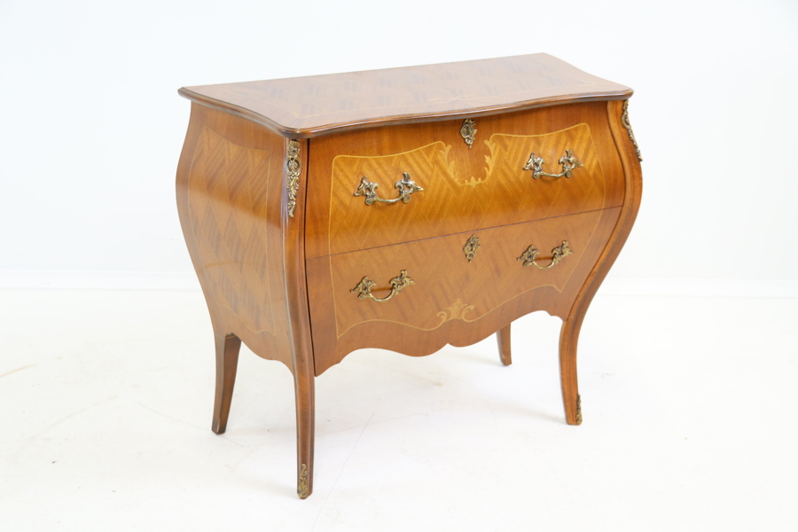 Stilbyrå, 2 lådor, trä, rokoskostil, 1900-tal.