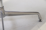 Charles & Ray Eames, snurrstol med fotpall, justerbar, metall/skinn, "EA-222", Vitra.