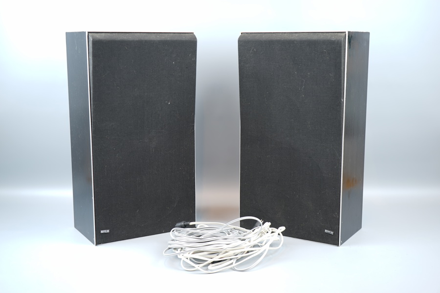 Högtalare, ett par, Bang & Olufsen Beovox S45.