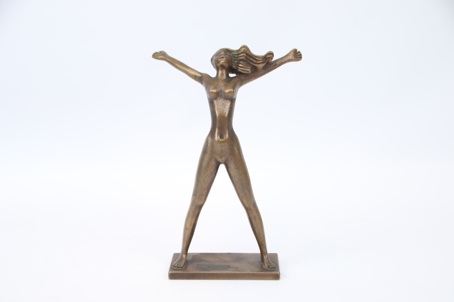 Stig Blomberg, "Fritidsflickan", skulptur, patinerad brons, monogramsignerad SB.