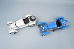 Modellbilar, 2 st, Mercedes Benz SSKL 1931 och Bugatti Type 59 1934, 1/18, Burago.