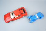 Modellbilar, 2 st, Ferrari testarossa (1984), 1/18, och Bugatti Atlantic (1936), 1/24, Bburago.