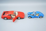 Modellbilar, 2 st, Ferrari testarossa (1984), 1/18, och Bugatti Atlantic (1936), 1/24, Bburago.
