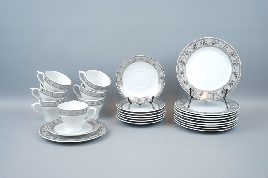 Kaffeservis, 17 delar, porslin, Iran.