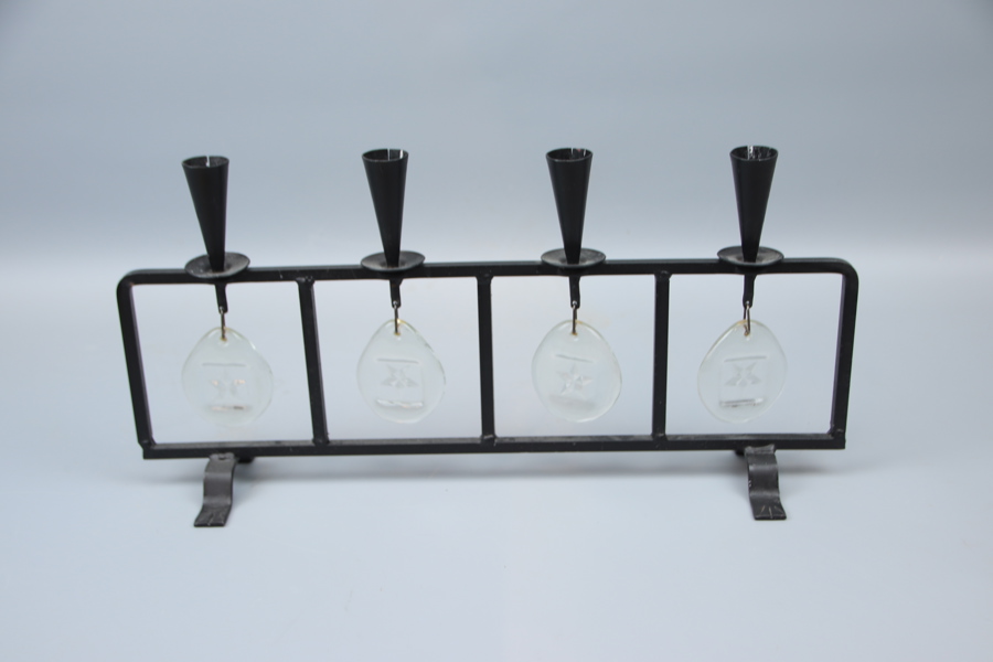 Erik Höglund, ljusstake, smide och glas.