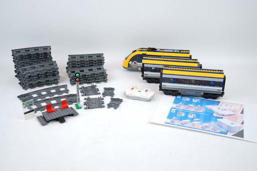 Legoset, ett parti, bl.a Passagerartåg 60197 Powered Up.