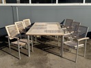 Trädgårdsbord med butterflyskiva samt 6 stolar, teak/metall.
