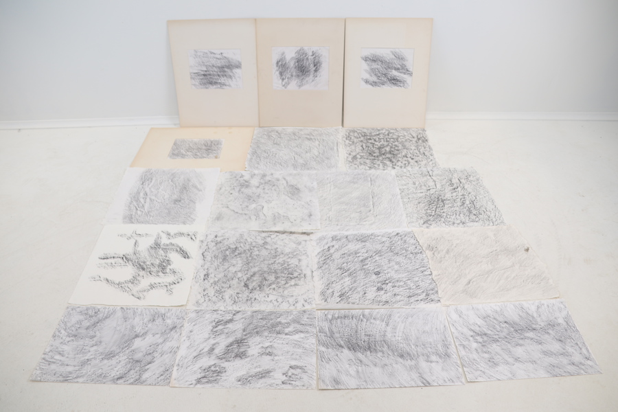 Ulla Viotti, skisser, 18 st, blyerts, osignerade.