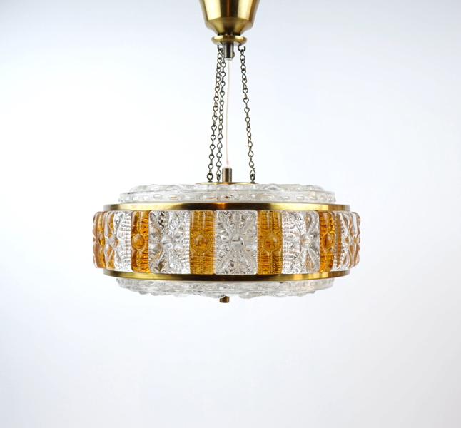 Taklampa, glas/mässing.