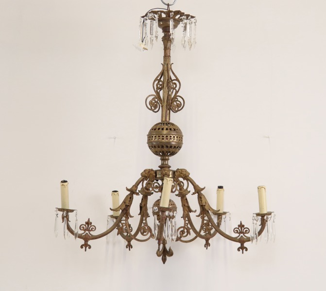 Ljuskrona, 5 ljuspunkter, metall, samt prismor, glas.