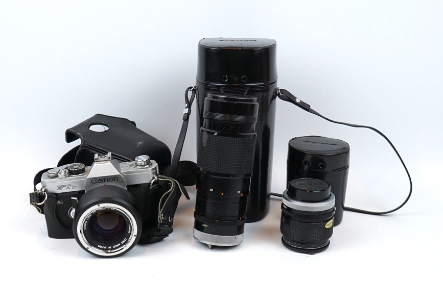 Analog systemkamera och objektiv, 3 delar,  Canon FTb.