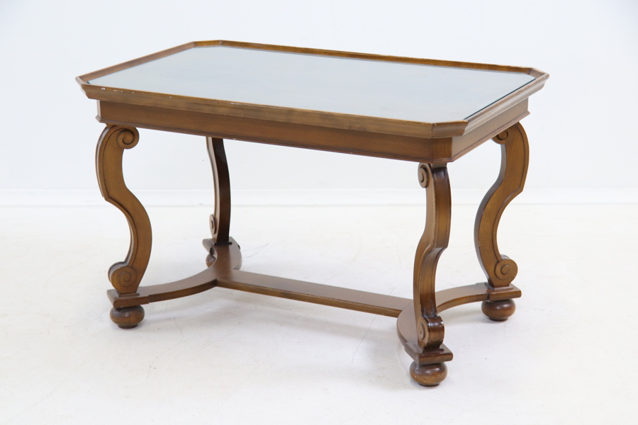 Soffbord, trä/glas.